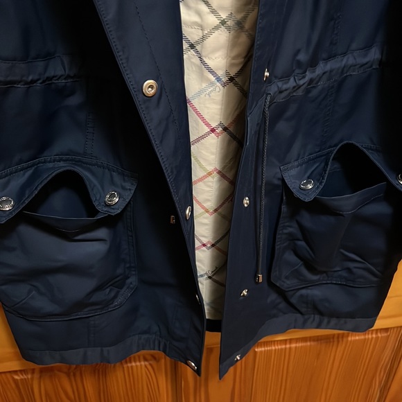 Coach women’s size large water resistant jacket navy - Picture 16 of 17